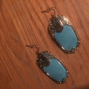 Kendra Scott Jewelry - Kendra Scott Deva Earrings Kendra Scott Jewelry - Kendra Scott Deva Earrings